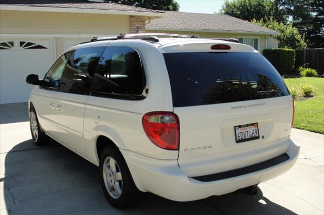 Dodge Grand Caravan 2005 photo 3