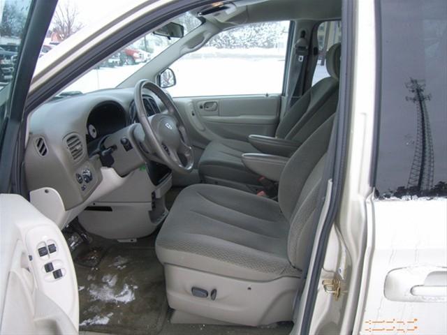 Dodge Grand Caravan 2005 photo 1