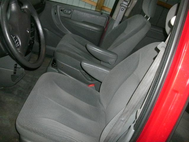 Dodge Grand Caravan 2005 photo 2