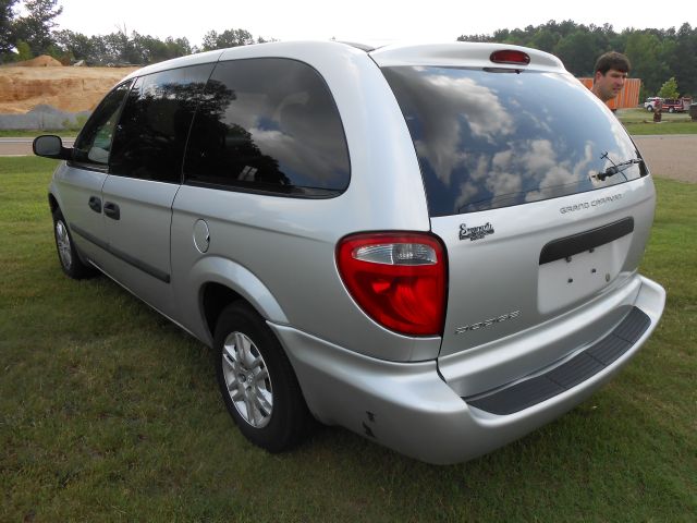 Dodge Grand Caravan 2005 photo 3
