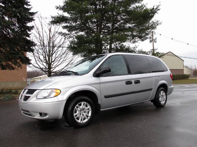 Dodge Grand Caravan 2005 photo 3