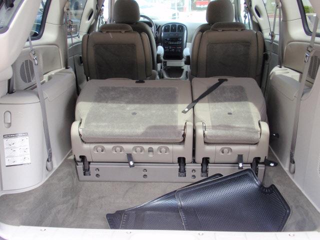 Dodge Grand Caravan 2005 photo 1