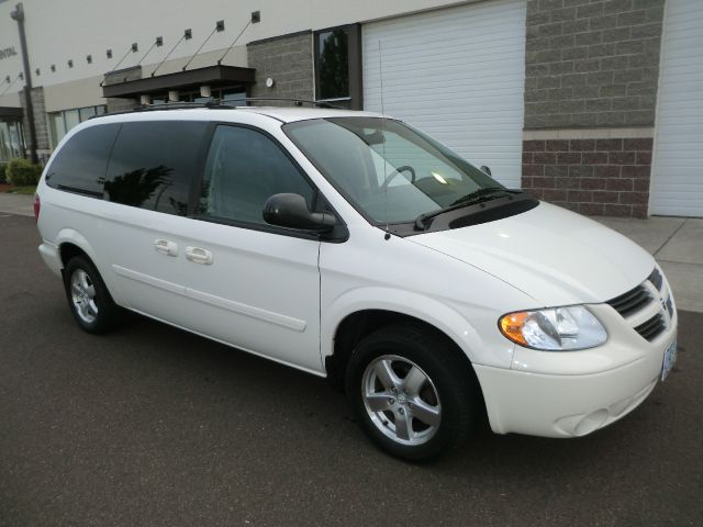 Dodge Grand Caravan 2005 photo 11