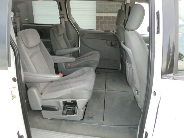 Dodge Grand Caravan 2005 photo 20