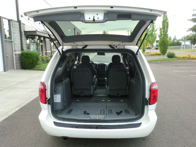 Dodge Grand Caravan 2005 photo 7