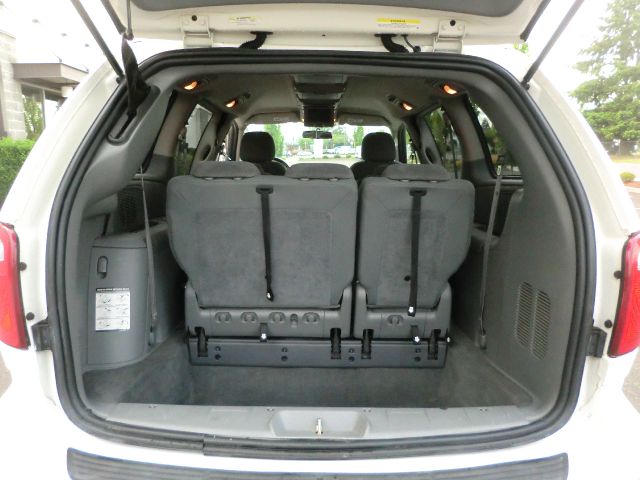 Dodge Grand Caravan 2005 photo 9