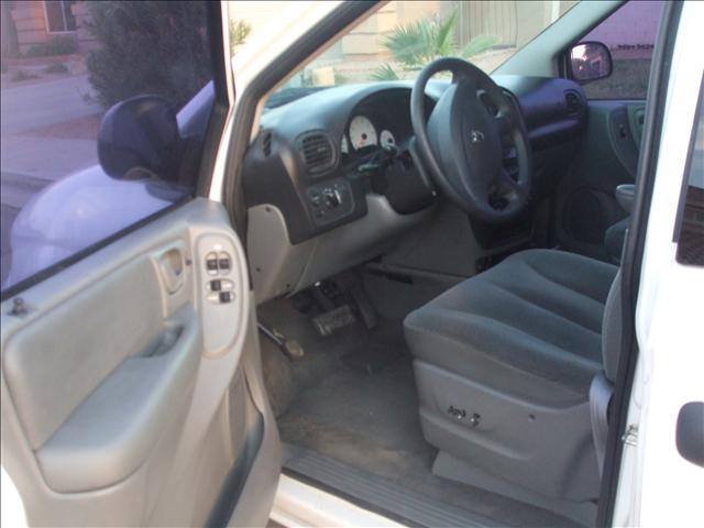 Dodge Grand Caravan 2005 photo 4