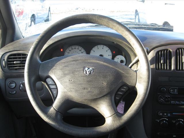 Dodge Grand Caravan 2005 photo 2