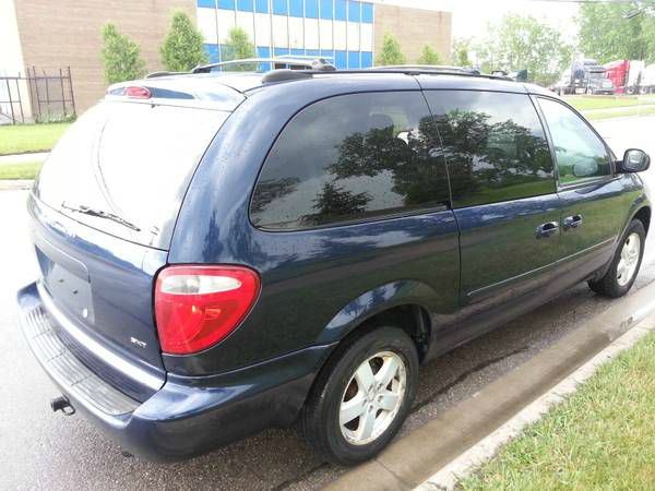 Dodge Grand Caravan 2005 photo 5