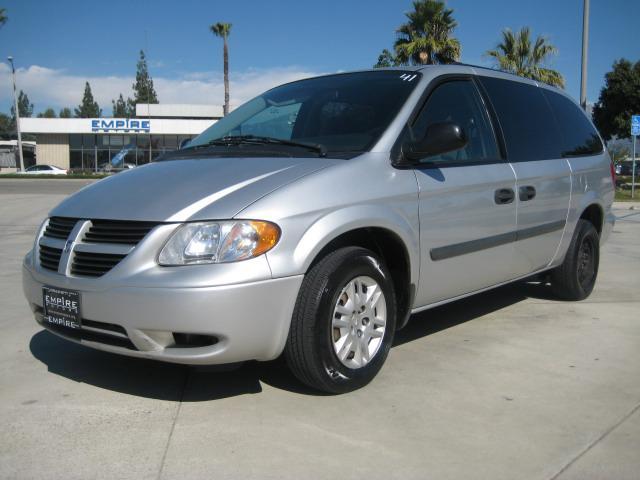 Dodge Grand Caravan 2005 photo 1