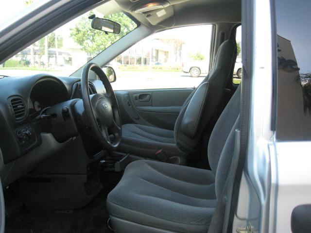 Dodge Grand Caravan 2005 photo 4