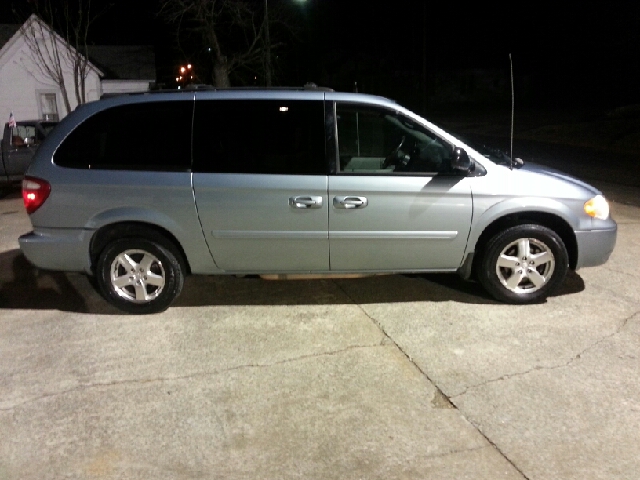 Dodge Grand Caravan 2005 photo 3