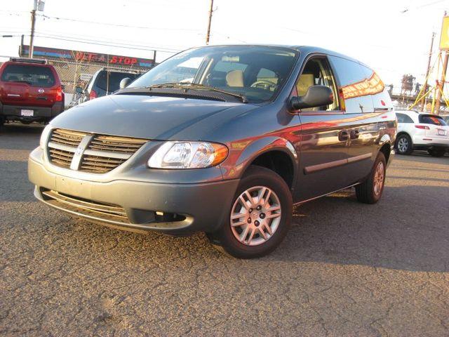 Dodge Grand Caravan 2005 photo 4