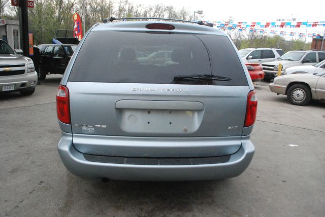 Dodge Grand Caravan 2005 photo 14