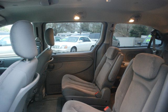 Dodge Grand Caravan 2005 photo 20