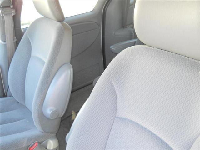 Dodge Grand Caravan 2005 photo 4