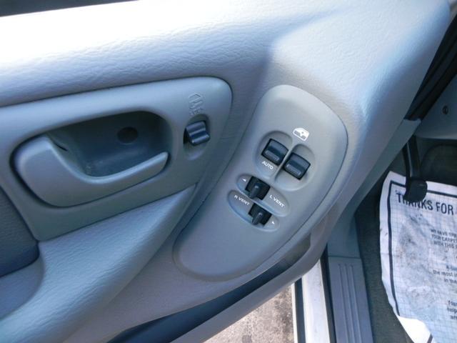 Dodge Grand Caravan 2005 photo 1