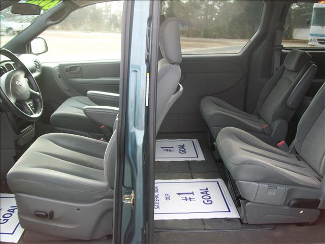 Dodge Grand Caravan 2005 photo 1