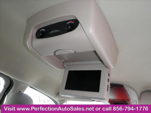 Dodge Grand Caravan 2005 photo 3