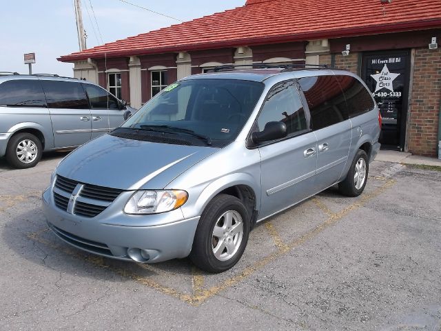 Dodge Grand Caravan 2005 photo 1