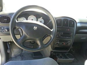 Dodge Grand Caravan 2005 photo 3