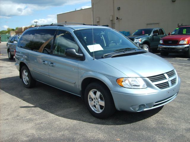Dodge Grand Caravan 2005 photo 1