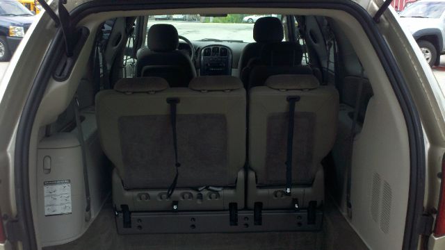 Dodge Grand Caravan 2005 photo 12