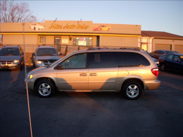 Dodge Grand Caravan 2005 photo 4
