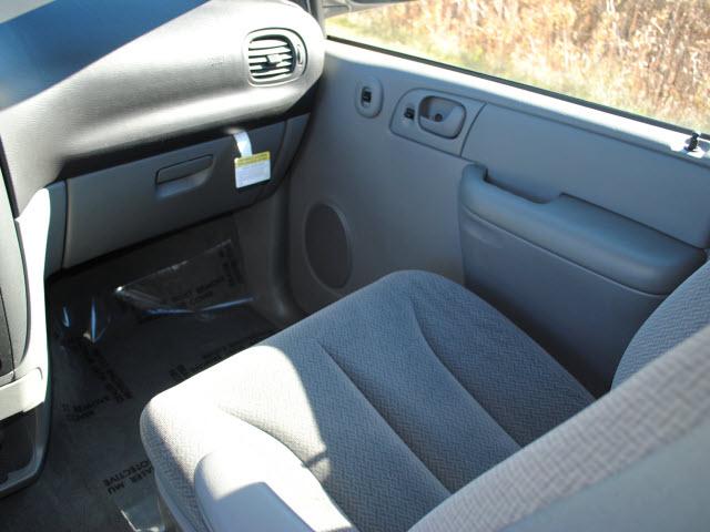 Dodge Grand Caravan 2005 photo 1