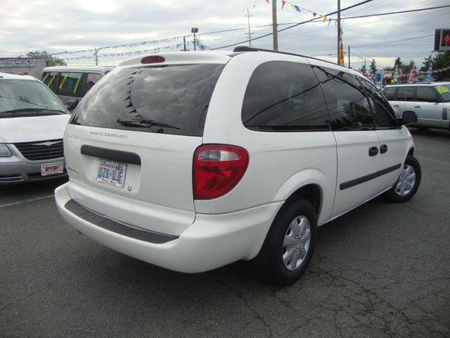 Dodge Grand Caravan 2005 photo 3