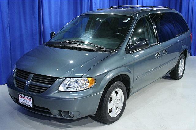 Dodge Grand Caravan 2005 photo 3