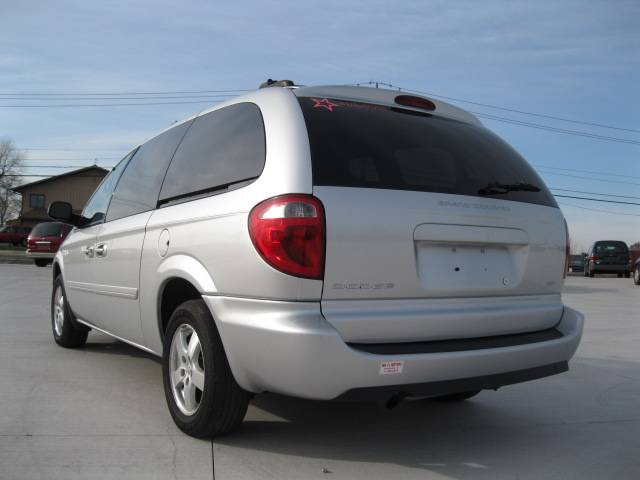 Dodge Grand Caravan 2005 photo 3