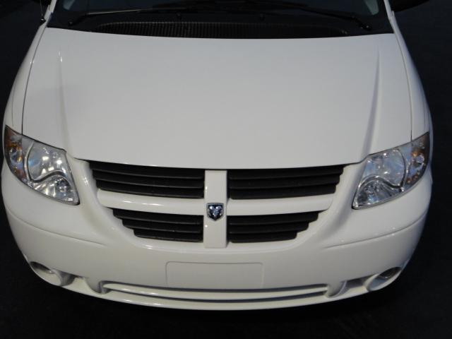Dodge Grand Caravan 2005 photo 4
