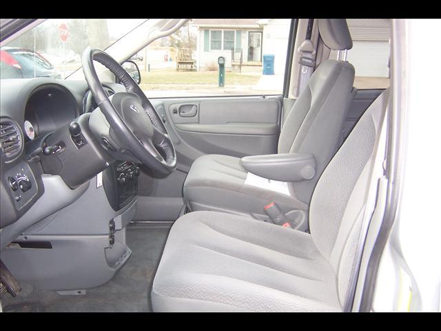 Dodge Grand Caravan 2005 photo 1