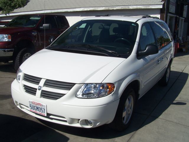 Dodge Grand Caravan 2006 photo 1