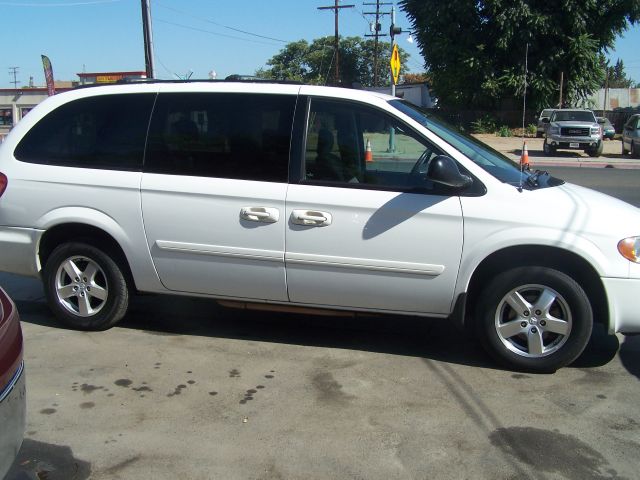 Dodge Grand Caravan 2006 photo 3