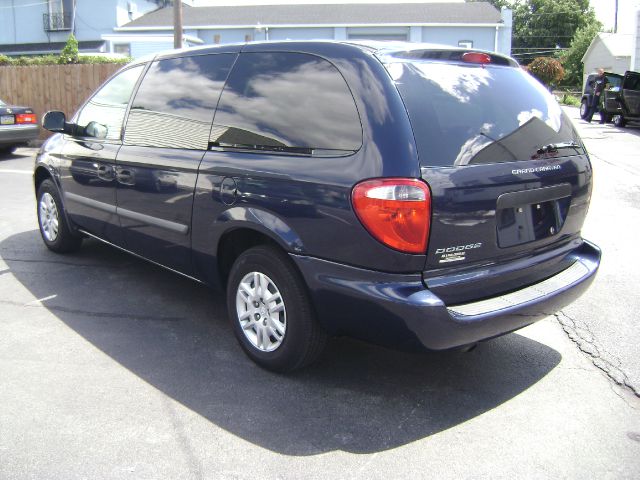 Dodge Grand Caravan 2006 photo 2
