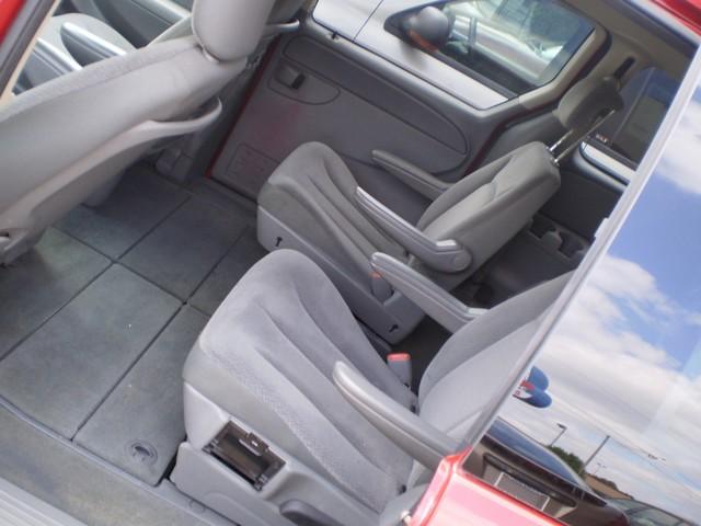 Dodge Grand Caravan 2006 photo 2