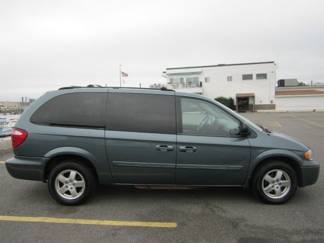 Dodge Grand Caravan 2006 photo 1