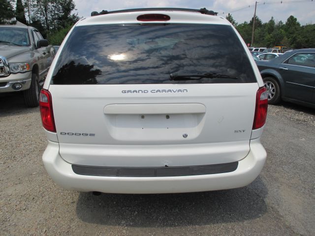 Dodge Grand Caravan 2006 photo 2