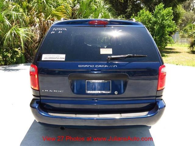 Dodge Grand Caravan 2006 photo 1