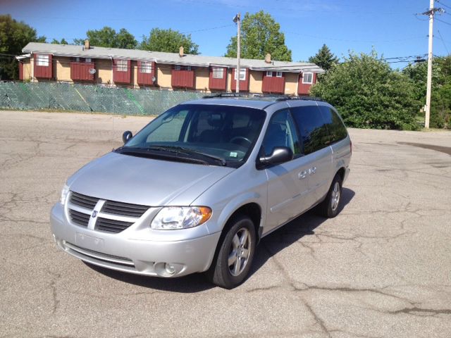 Dodge Grand Caravan 2006 photo 2