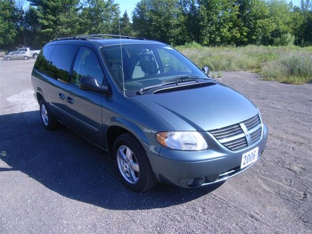 Dodge Grand Caravan 2006 photo 2