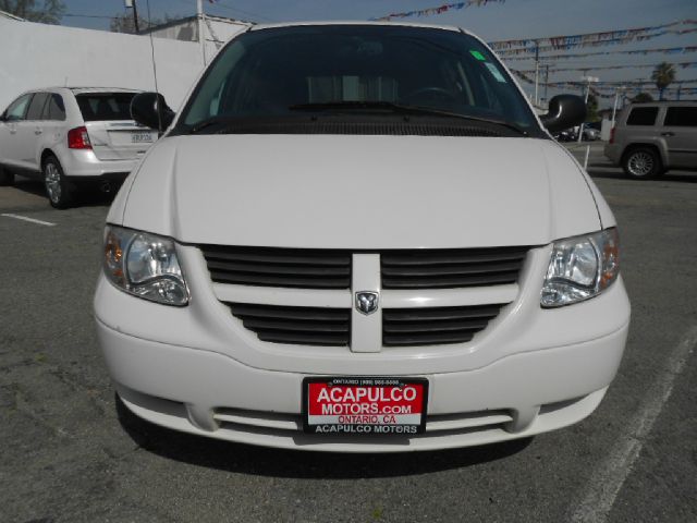 Dodge Grand Caravan 2007 photo 2