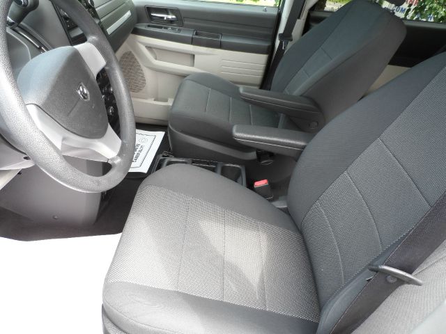 Dodge Grand Caravan SE MiniVan