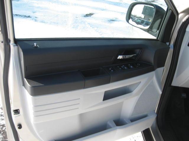 Dodge Grand Caravan 2008 photo 4