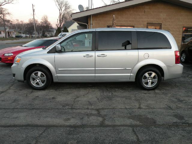 Dodge Grand Caravan 2008 photo 1