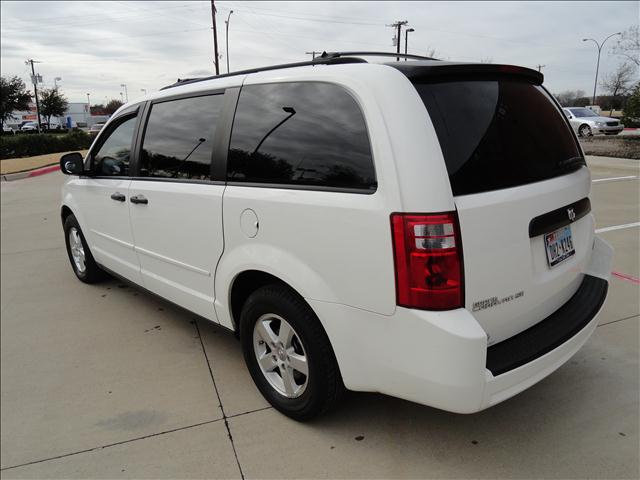 Dodge Grand Caravan 2008 photo 2