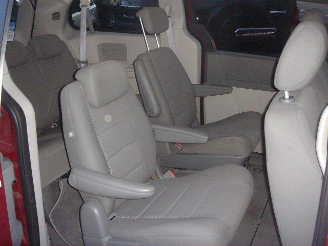 Dodge Grand Caravan 2008 photo 3