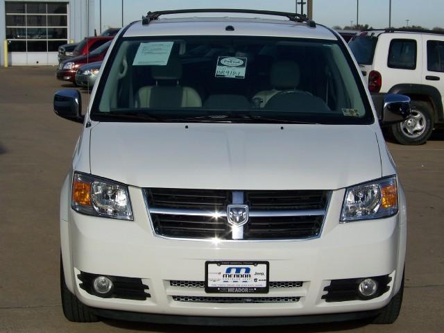Dodge Grand Caravan 2008 photo 1